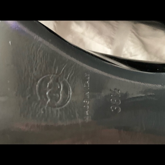 Chanel two toned black & grey high heel shoes 38.5 - Picture 8 of 10